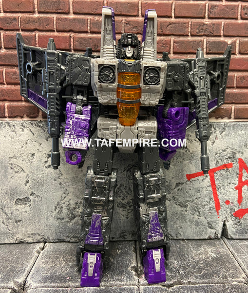 Transformers Siege War for Cybertron Skywarp COMPLETE