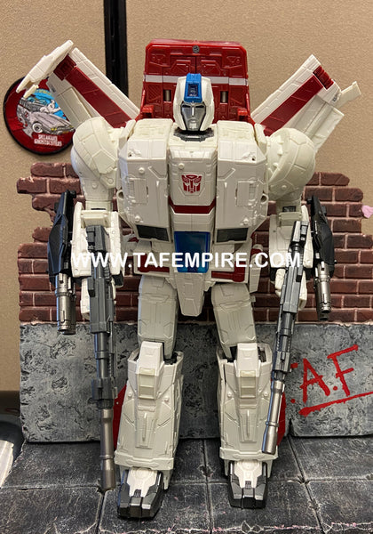 Jetfire Incomplete Commander Class War for Cybertron - Siege Transformers