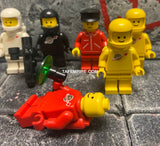 Vintage Lego minifigure lot of 18 + astronauts red black white yellow